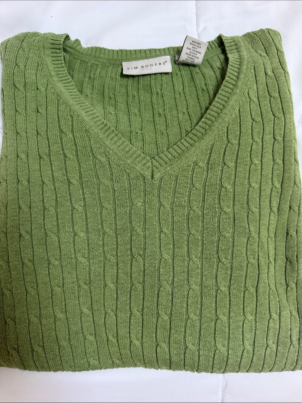 Kim Rogers Cable Knit V-Neck Sweater - Kelly Green